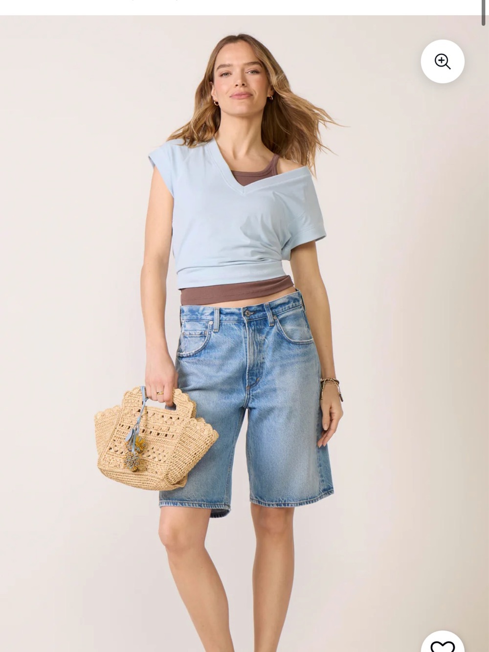 Evereve Nora V-Neck Muscle Tee